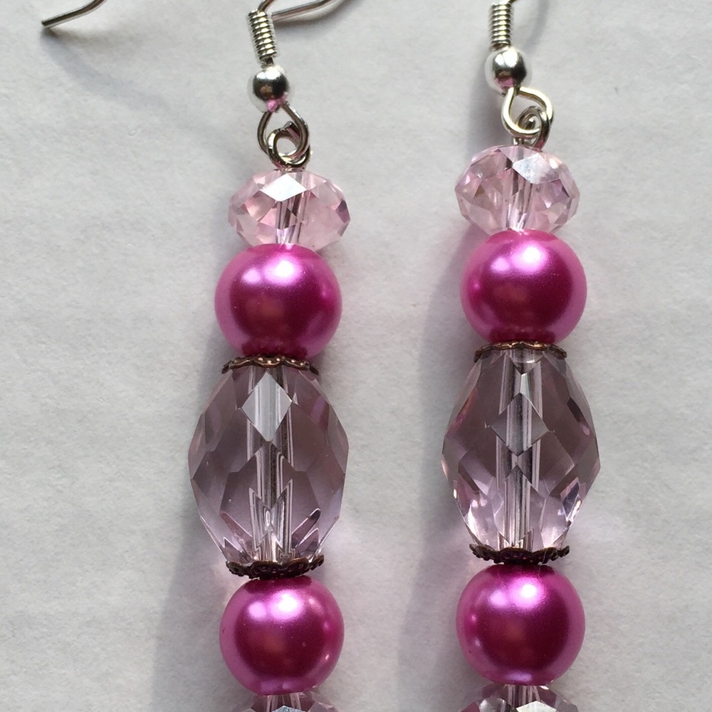 Long hot pink dangle glass bead vintage earrings.